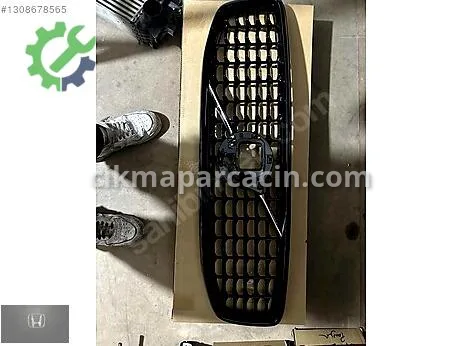 Volvo S90 Ön Panjur çıkma parça
