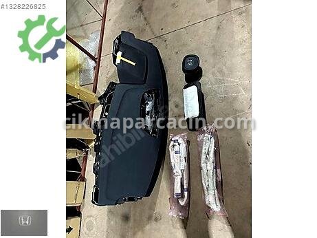 Volvo S90 Torpido çıkma parça