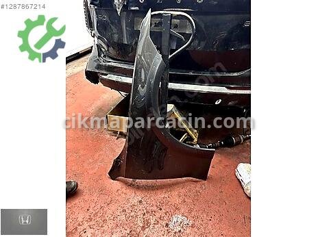 Volvo V90 Sağ Çamurluk çıkma parça