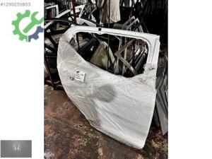 VOLVO XC40 2022 2023 HATASIZ SAĞ ARKA KAPI
