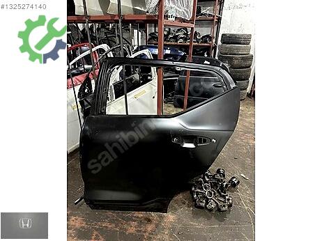 Volvo XC 40 Sol Arka Kapı çıkma parça