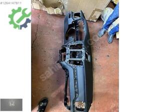 VOLVO XC60 ÖN GÖĞÜS TORPİDO DİKİŞLİ 2019 2020 2021 2022 2023