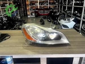 VOLVO XC60 SAG FAR ZENON ORJINAL