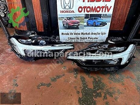 Volvo XC60 Sağ Ön Far çıkma parça