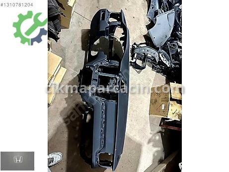 Volvo XC60 Torpido çıkma parça