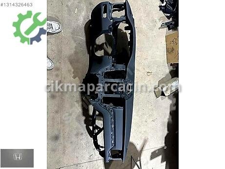 Volvo XC60 Torpido çıkma parça