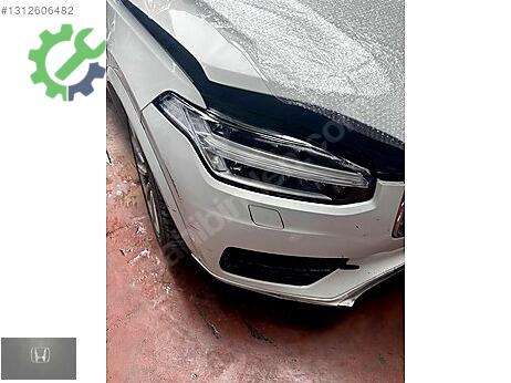 Volvo XC 90 Sağ Ön Far çıkma parça