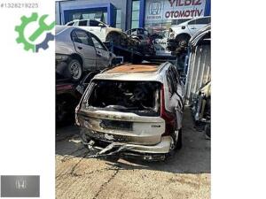 VOLVO XC90 SAĞ SOL ARKA TAŞIYICI ORJİNAL 2015 2017 2019 2022