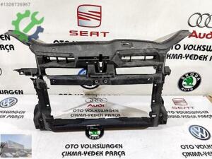 VW GOLF 4 BORA ÖN PANEL 1K0 805 588