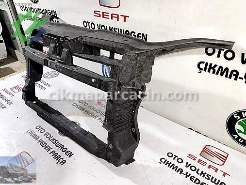 Volkswagen Golf Ön Panel çıkma parça
