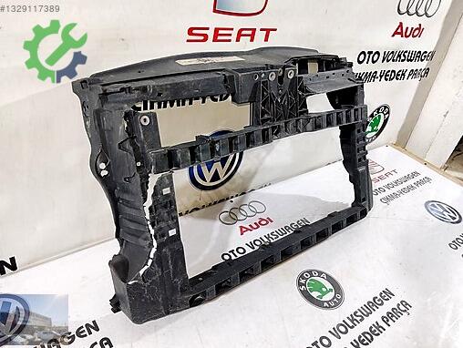 Volkswagen Golf Ön Panel çıkma parça