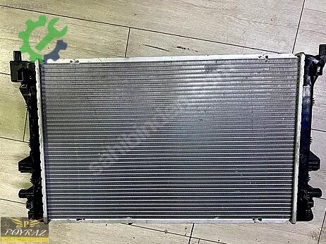 Volkswagen Golf Radyatör çıkma parça