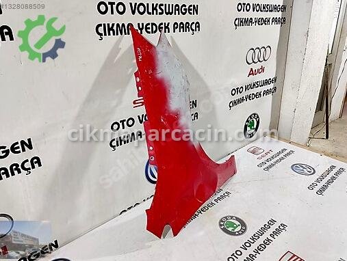 Volkswagen Golf Sağ Ön Çamurluk çıkma parça