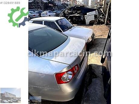 Volkswagen Jetta Torpido Kapağı çıkma parça
