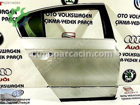 Volkswagen Passat Sağ Arka Kapı çıkma parça