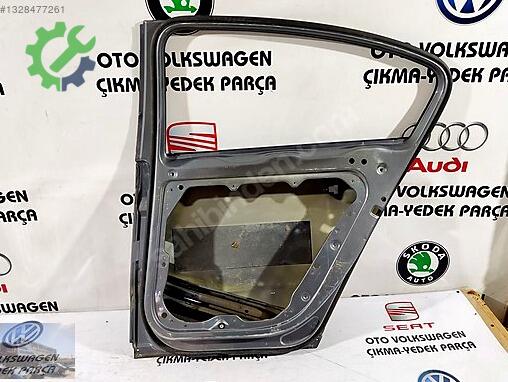 Volkswagen Passat Sağ Arka Kapı çıkma parça