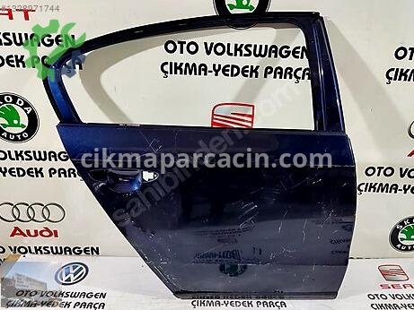 Volkswagen Passat Sağ Arka Kapı çıkma parça