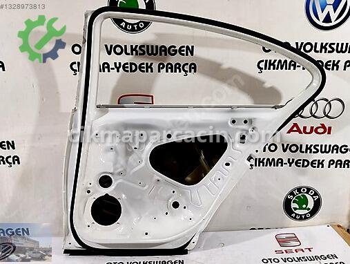 Volkswagen Passat Sağ Arka Kapı çıkma parça