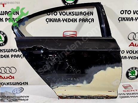Volkswagen Passat Sağ Arka Kapı çıkma parça