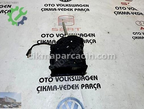 Volkswagen Passat Vites Mekanizması 3Q1713023F çıkma parça