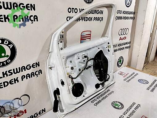 Volkswagen Polo Sağ Ön Kapı çıkma parça