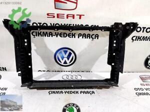 VW POLO 6 ÖN PANEL 2GM 805 588 2018–