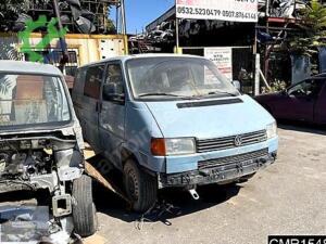 VW TRANSPORTER T4 SAĞ ÖN ÇAMURLUK ÇIKMA