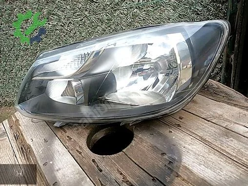Volkswagen Caddy Sol Ön Far çıkma parça