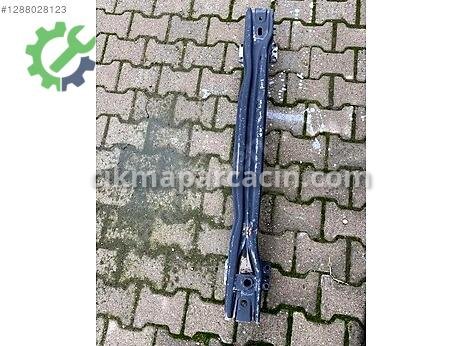 Volkswagen Tiguan Arka Tampon Demiri çıkma parça