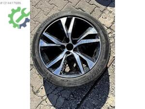 Volvo s60/v60/xc60/s90/v90 18 inç jant lastik