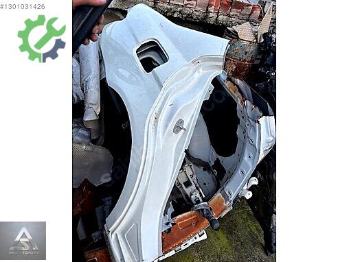 Mercedes-Benz C Arka Çamurluk çıkma parça