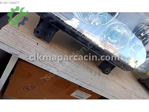 Volkswagen Caddy Sol Ön Far çıkma parça