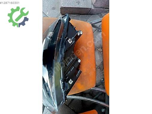 Volkswagen Polo Sağ Ön Far çıkma parça