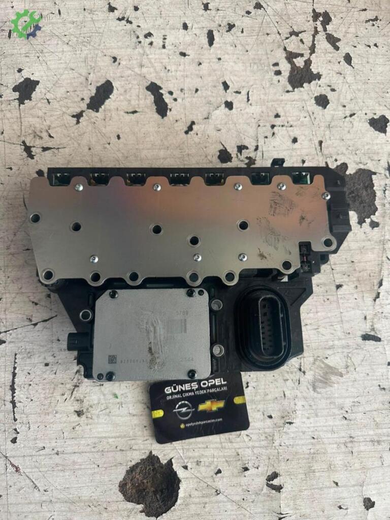 Opel Astra Otomatik Şanzıman Beyni 24265789 çıkma parça