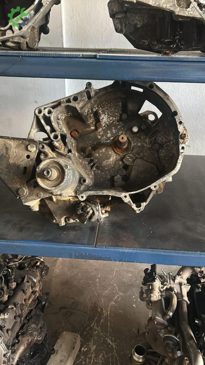 Renault Megane çıkma parça