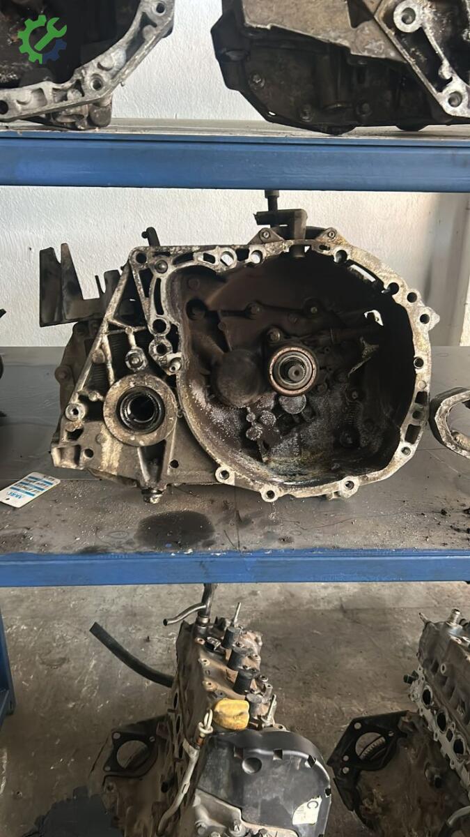 Renault Megane çıkma parça