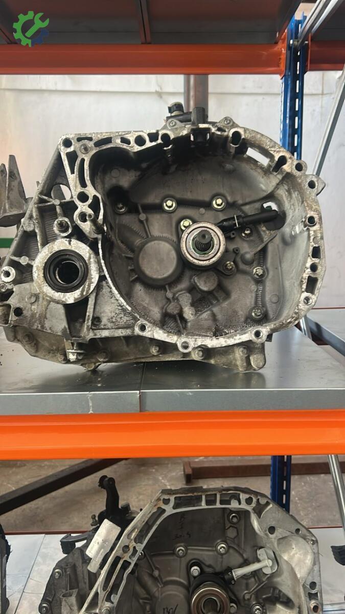 Renault Megane çıkma parça