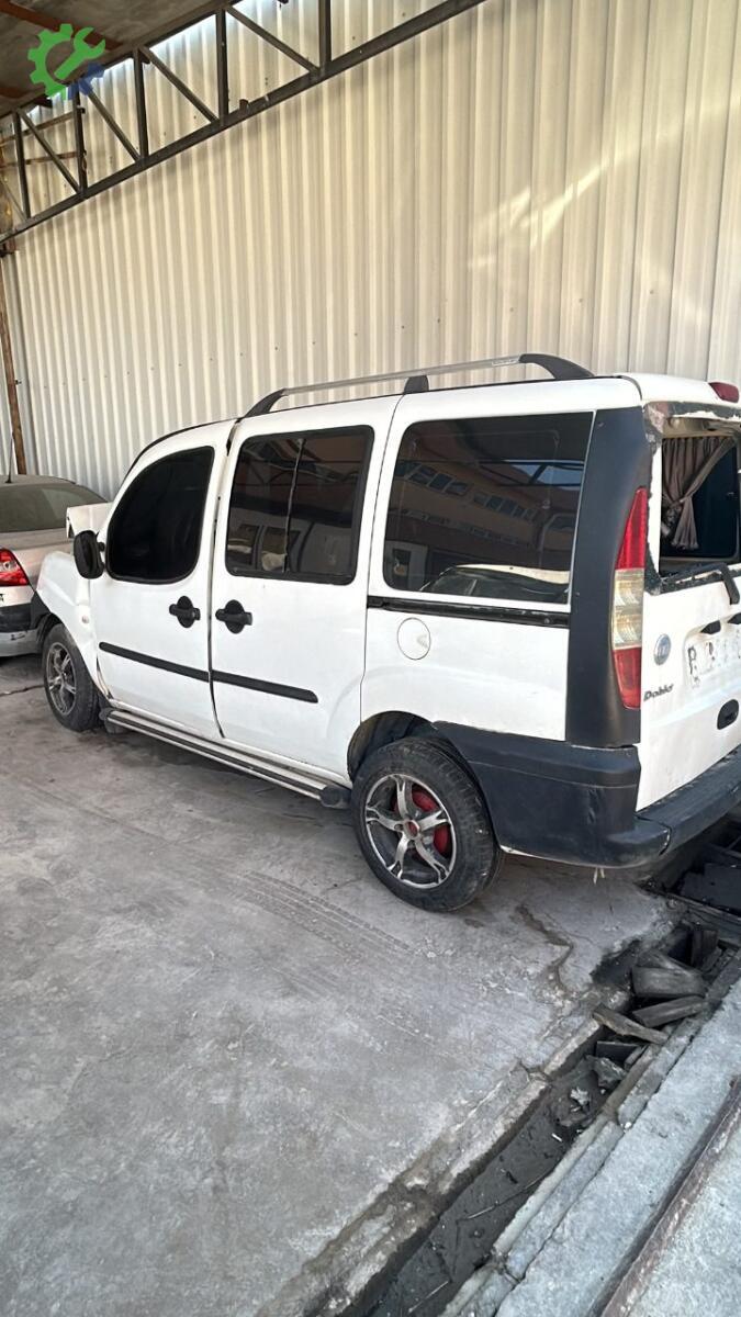 Fiat Doblo Kapı çıkma parça