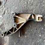2004 Opel Astra Bağlantı Braketi Çıkma Parça Sakarya