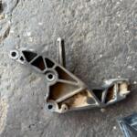 2004 Opel Astra Bağlantı Braketi Çıkma Parça Sakarya