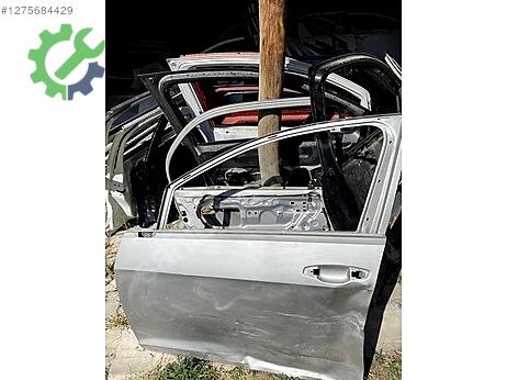 Volkswagen Golf Sol Ön Kapı çıkma parça