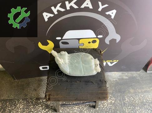 Mercedes-Benz CLA Radyatör A0005840807 çıkma parça
