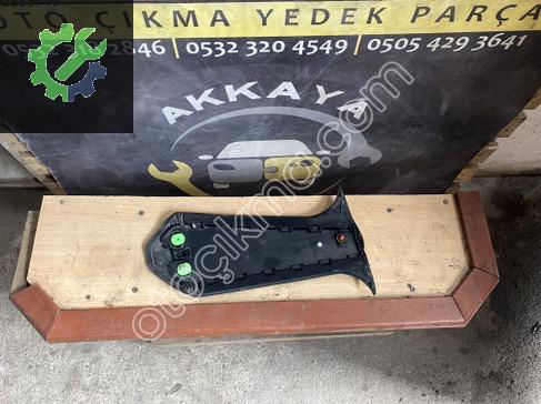 Mercedes-Benz CLA Orta Direk Kaplaması A11769002790 çıkma parça