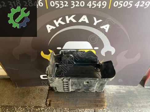 Mercedes-Benz A Serisi Akü A2465410105 çıkma parça