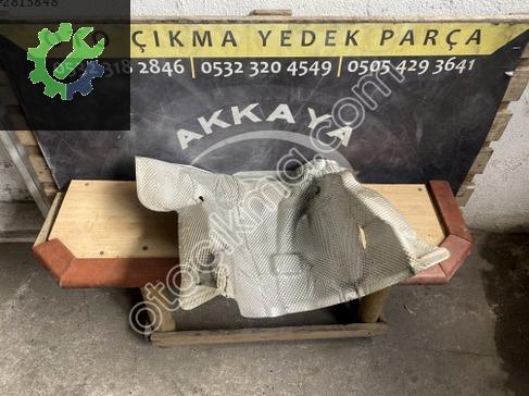 Mercedes-Benz CLA Egzoz çıkma parça