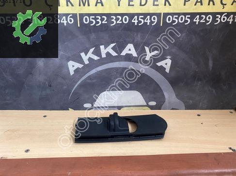 Mercedes-Benz CLA Bakalitler A2466900330 çıkma parça