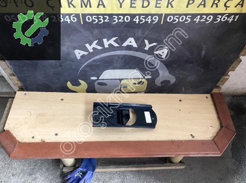 Mercedes-Benz CLA Bakalitler A2466900330 çıkma parça