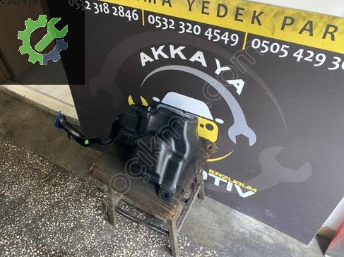 Mercedes-Benz A Serisi Silecek Suyu Deposu A2468690120 çıkma parça