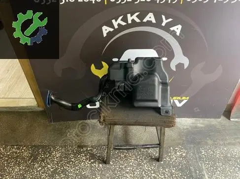 Mercedes-Benz A Serisi Cam Suyu Deposu A2468690120 çıkma parça
