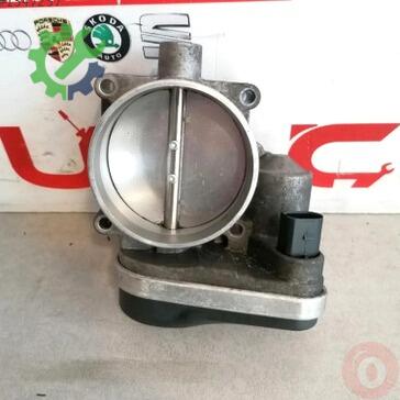 BMW X5 Gaz Kelebeği 13547535308 çıkma parça
